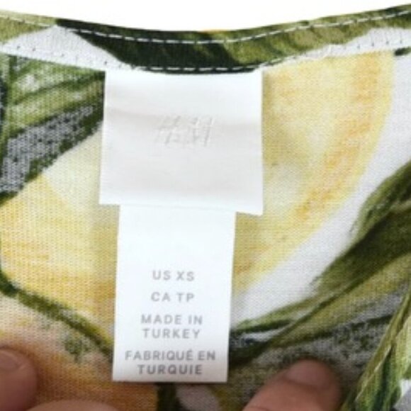 H&M Lemon Print Button Front Romper Size XS Summer Fruit Aesthetic - Picture 6 of 7
